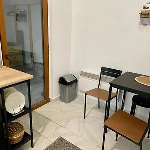 Appartamento Vis-a-vis - Gara De Nord, Bucarest